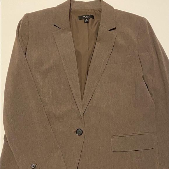 Ann Taylor Petite Blazer - Picture 4 of 7